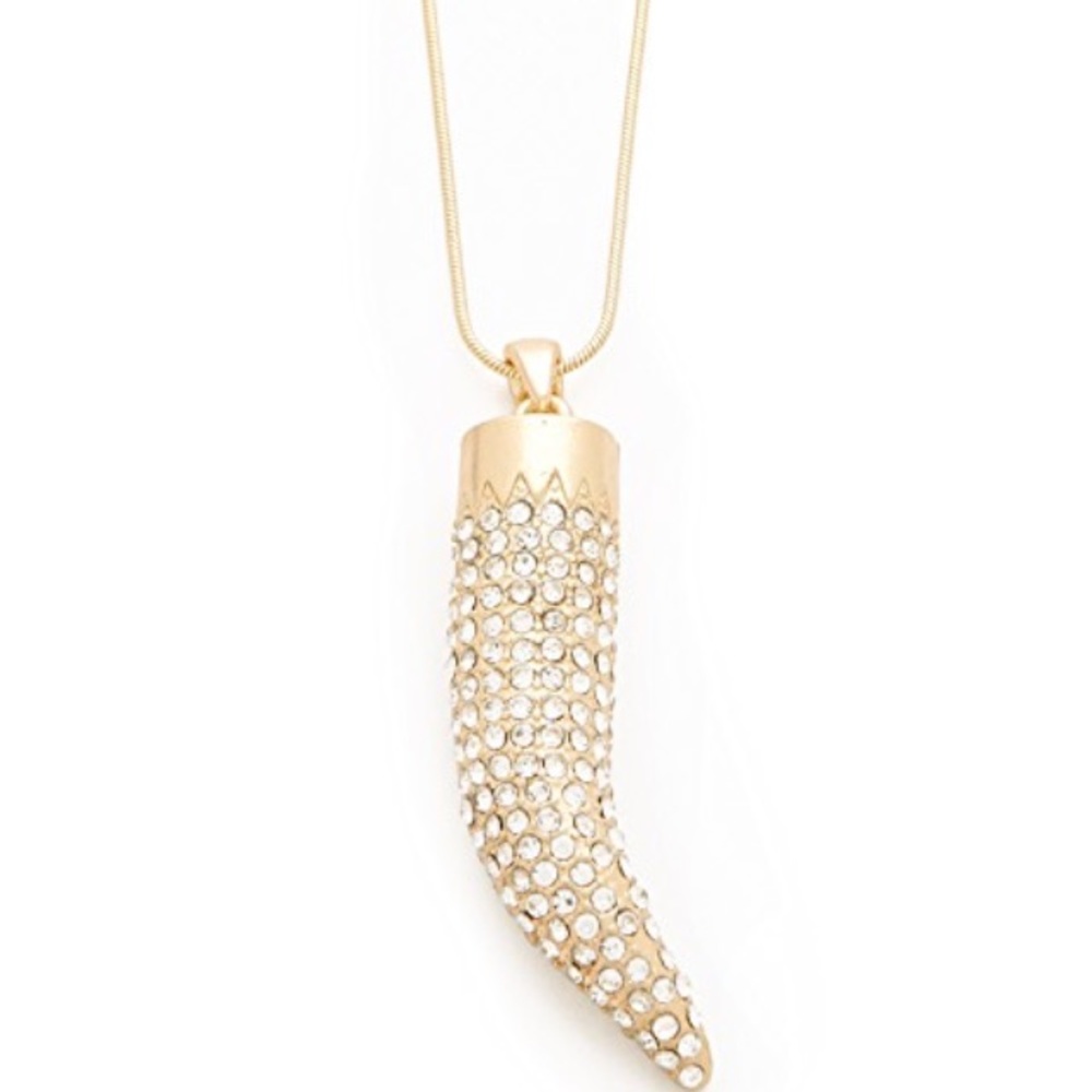 ADIA KIBIR HORN NECKLACE IN MINT CONDITION!